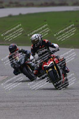 media/Nov-30-2025-TrackDaz (Sun) [[d8b22663df]]/A Group/Session 3 (Off Ramp)/